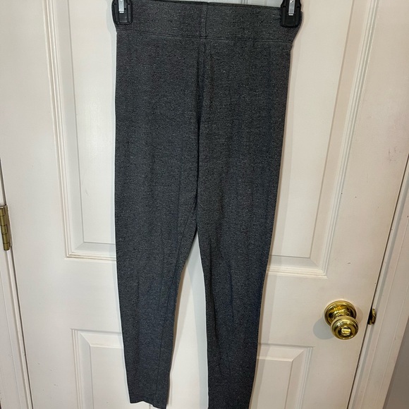 Forever 21 High-Waisted Gray Leggings - Picture 2 of 3